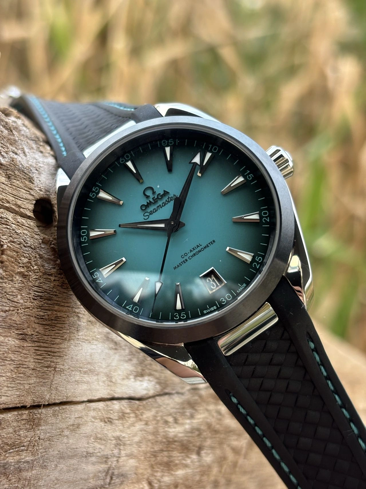 Packable CBD Factory Omega Seamaster Aqua Terra 150M 41mm Gradient Turquoise Dial Ceramic Bezel (220.32.41.21.03.001) 1:1 Super Clone – DD8900 Movement 265